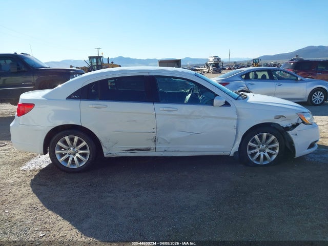 Продаж на аукціоні авто 2013 Chrysler 200 Touring, vin: 1C3CCBBB3DN501993, номер лоту: 44809234