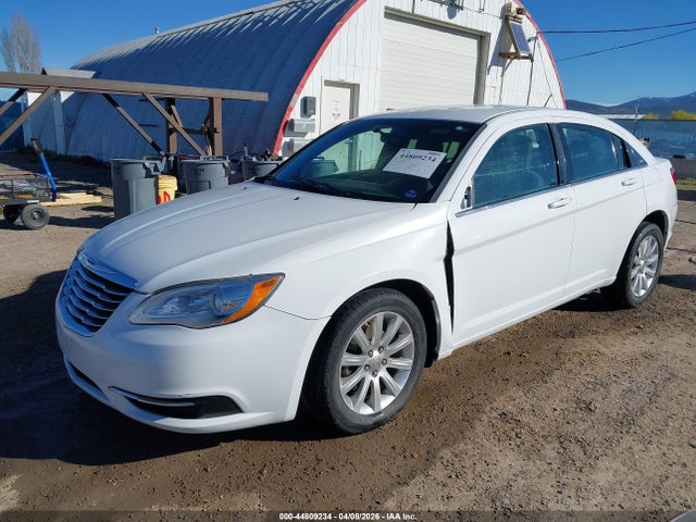 Продаж на аукціоні авто 2013 Chrysler 200 Touring, vin: 1C3CCBBB3DN501993, номер лоту: 44809234