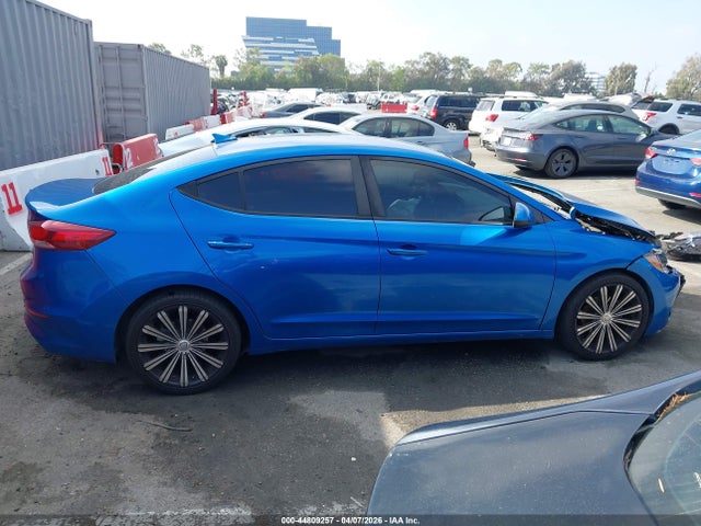 5NPD84LF1JH294451 Hyundai ELANTRA SEL