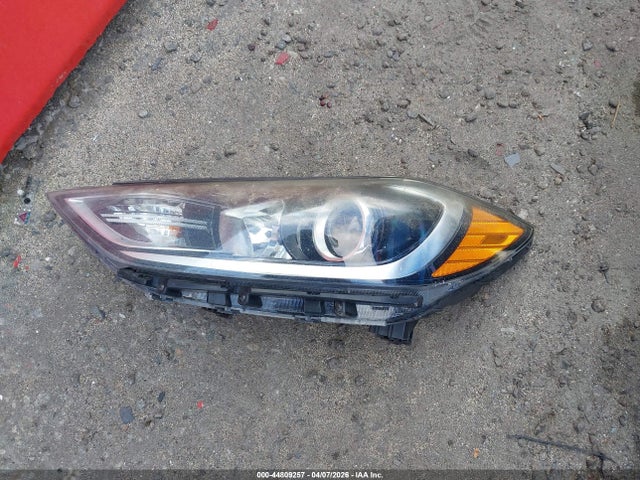 5NPD84LF1JH294451 Hyundai ELANTRA SEL