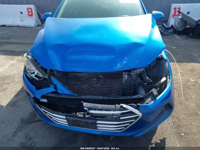 5NPD84LF1JH294451 Hyundai ELANTRA SEL