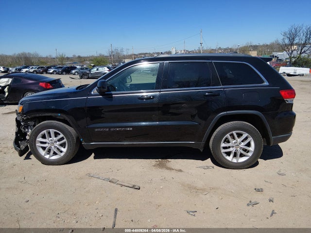 1C4RJEAG2JC168493 Jeep Grand Cherokee Laredo E 4x2