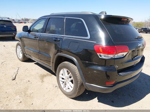 1C4RJEAG2JC168493 Jeep Grand Cherokee Laredo E 4x2