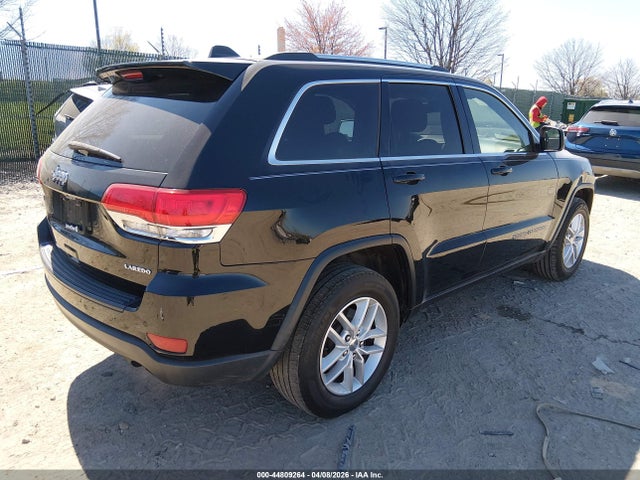 1C4RJEAG2JC168493 Jeep Grand Cherokee Laredo E 4x2