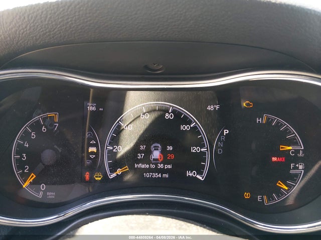 1C4RJEAG2JC168493 Jeep Grand Cherokee Laredo E 4x2