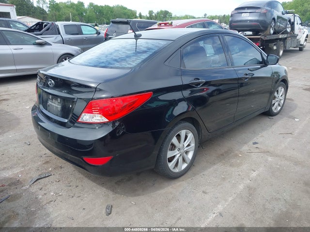 2013 HYUNDAI ACCENT KMHCU4AE7DU461497 Photo 3
