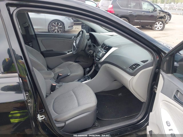 2013 HYUNDAI ACCENT KMHCU4AE7DU461497 Photo 4