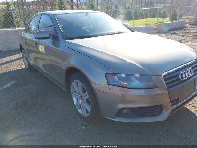 44809278 :رقم المزاد ، WAUAFAFL8AN059468 vin ، 2010 Audi A4 2.0t Premium مزاد بيع