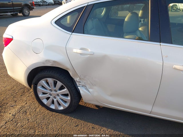 2015 Buick Verano მანქანა იყიდება აუქციონზე, vin: 1G4PP5SK3F4154365, აუქციონის ნომერი: 44809281