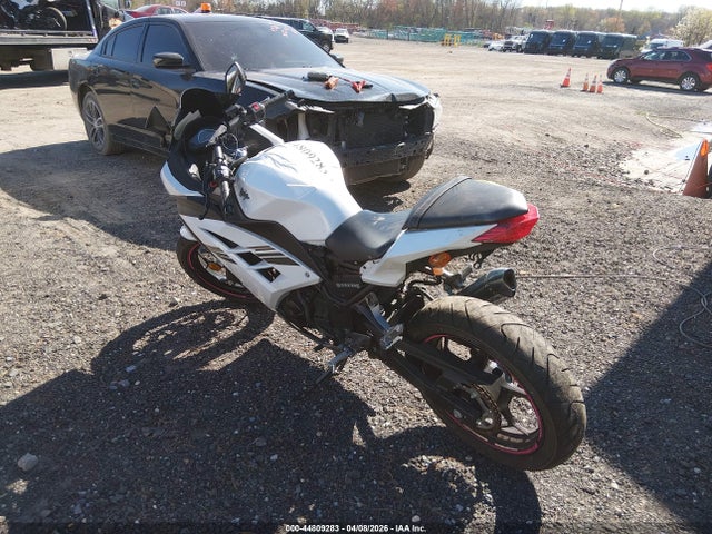 Kawasaki Ex300 A 2017 JKAEX8A16HDA30659 Image 3