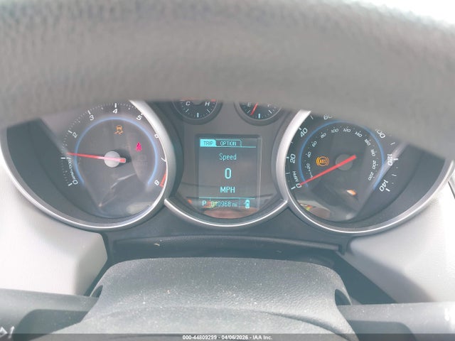 1G1PA5SG8E7148245 Chevrolet Cruze Ls Auto