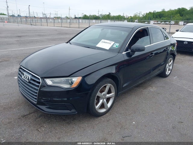 2015 AUDI A3 WAUBFGFF6F1083770 Photo 1