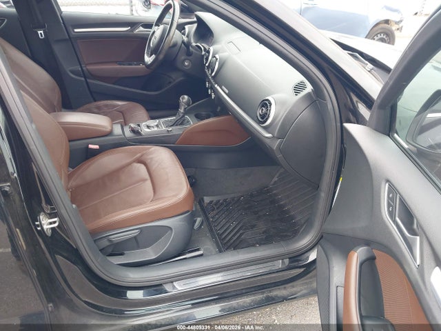 2015 AUDI A3 WAUBFGFF6F1083770 Photo 4