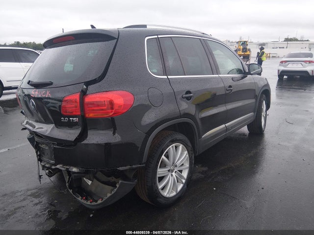 2013 Volkswagen Tiguan S/se/sel მანქანა იყიდება აუქციონზე, vin: WVGAV7AX8DW554427, აუქციონის ნომერი: 44809339