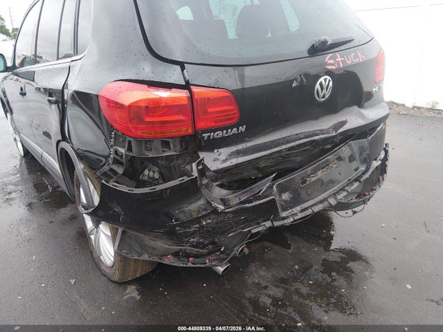 2013 Volkswagen Tiguan S/se/sel მანქანა იყიდება აუქციონზე, vin: WVGAV7AX8DW554427, აუქციონის ნომერი: 44809339