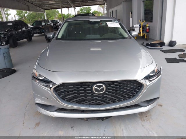 44809356 :رقم المزاد ، JM1BPAA78M1342995 vin ، 2021 Mazda Mazda3 2.0 مزاد بيع