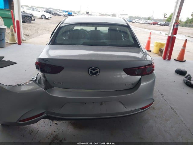 44809356 :رقم المزاد ، JM1BPAA78M1342995 vin ، 2021 Mazda Mazda3 2.0 مزاد بيع