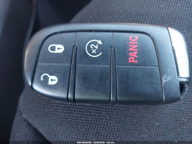 2016 Jeep Renegade Latitude მანქანა იყიდება აუქციონზე, vin: ZACCJBBT9GPE22642, აუქციონის ნომერი: 44809358