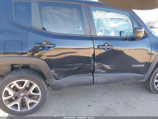 2016 Jeep Renegade Latitude მანქანა იყიდება აუქციონზე, vin: ZACCJBBT9GPE22642, აუქციონის ნომერი: 44809358