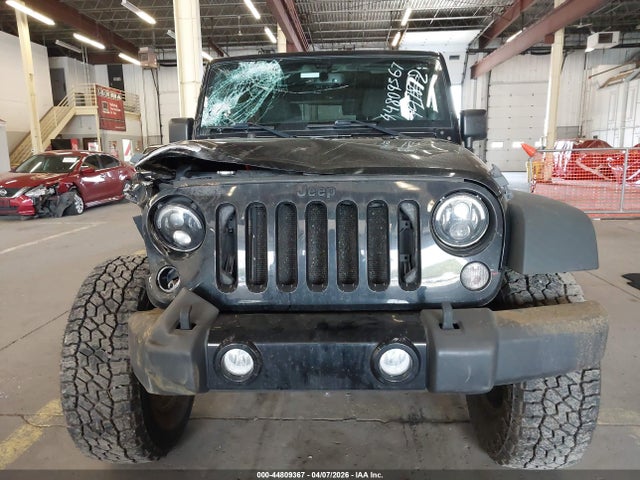 1C4BJWDG0EL306542 Jeep Wrangler Unlimited Willys Wheeler