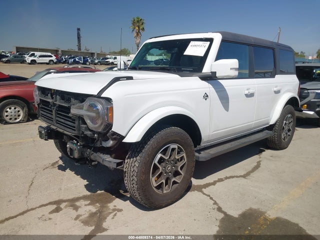 Ford Bronco Outer Banks 2024 1FMDE8BH3RLB23299 Image 2