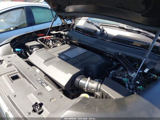 SALEPEFE9R2272168 Land Rover Defender 110 P500 Se