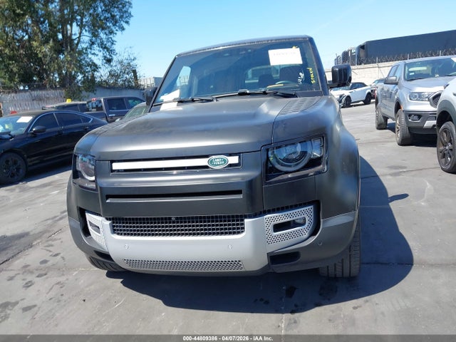 SALEPEFE9R2272168 Land Rover Defender 110 P500 Se