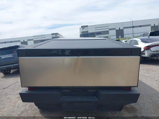 7G2CEHED4SA058605 Tesla Cybertruck All-wheel Drive