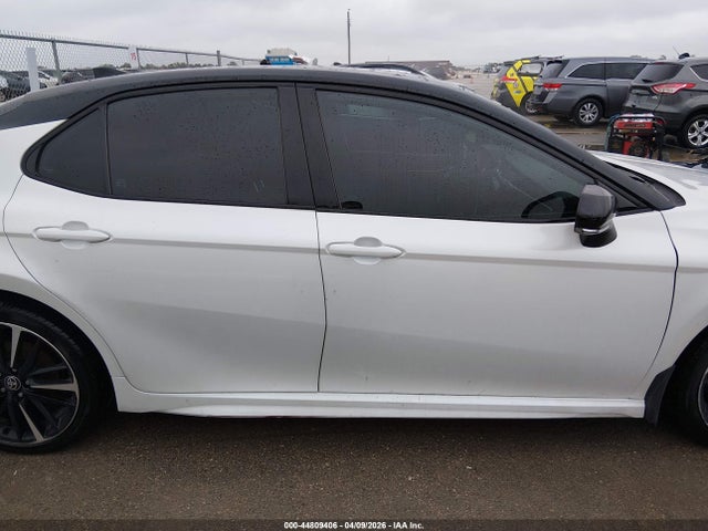44809406 :رقم المزاد ، 4T1KZ1AK1LU047213 vin ، 2020 Toyota Camry Xse V6 مزاد بيع