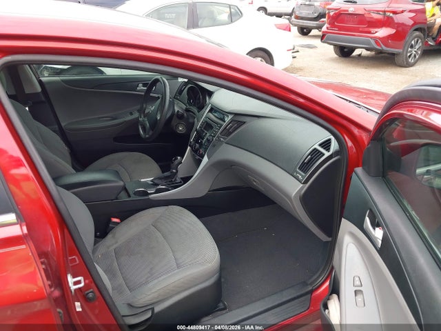 2014 Hyundai Sonata Gls მანქანა იყიდება აუქციონზე, vin: 5NPEB4ACXEH910653, აუქციონის ნომერი: 44809417