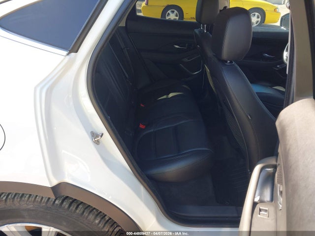 Aukcja sprzedaży 2018 Jaguar E-pace R-dynamic S/s, vin: SADFJ2FX5J1Z27311, numer aukcji: 44809427