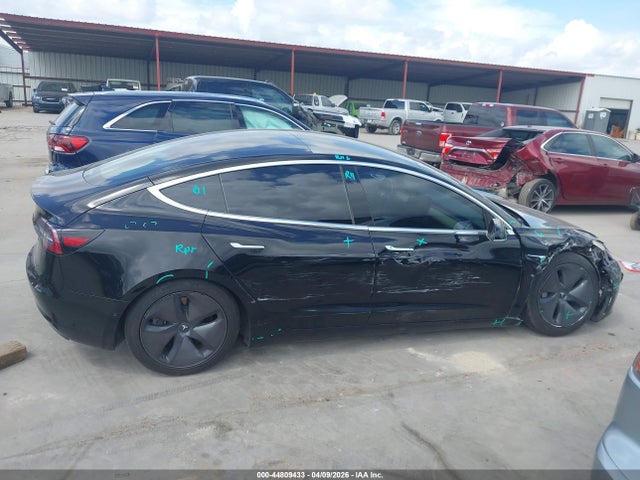 5YJ3E1EA0LF743222 Tesla MODEL 3