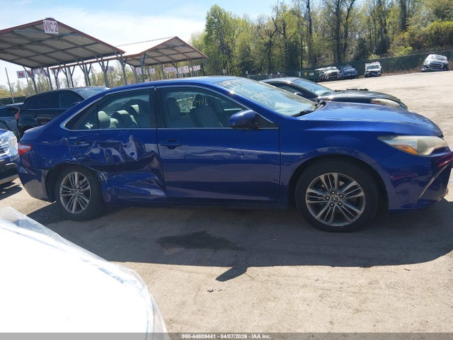 2015 Toyota Camry Se მანქანა იყიდება აუქციონზე, vin: 4T1BF1FK1FU979465, აუქციონის ნომერი: 44809441