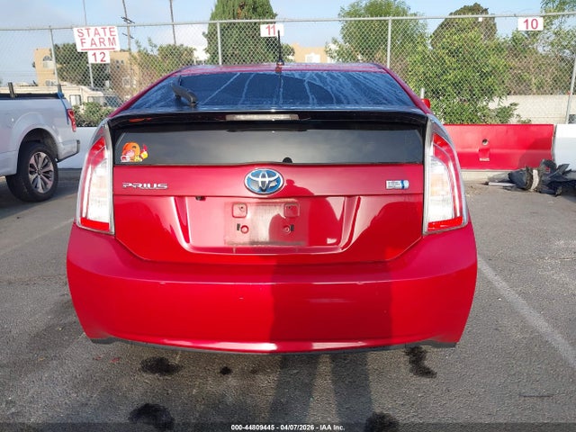JTDKN3DU3F0454387 Toyota Prius Two