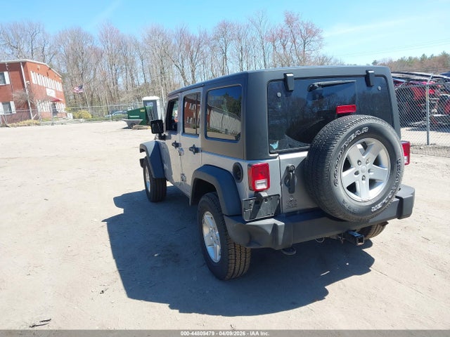 44809479 :رقم المزاد ، 1C4HJWDG1EL101077 vin ، 2014 Jeep Wrangler Unlimited Sport مزاد بيع