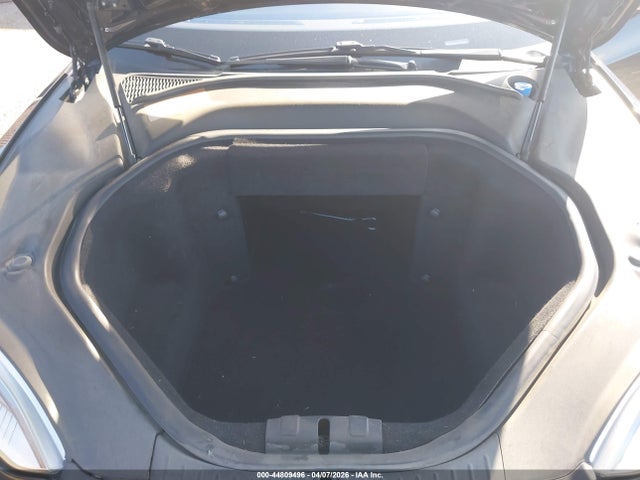 2014 Tesla Model S P85 მანქანა იყიდება აუქციონზე, vin: 5YJSA1H14EFP40202, აუქციონის ნომერი: 44809496