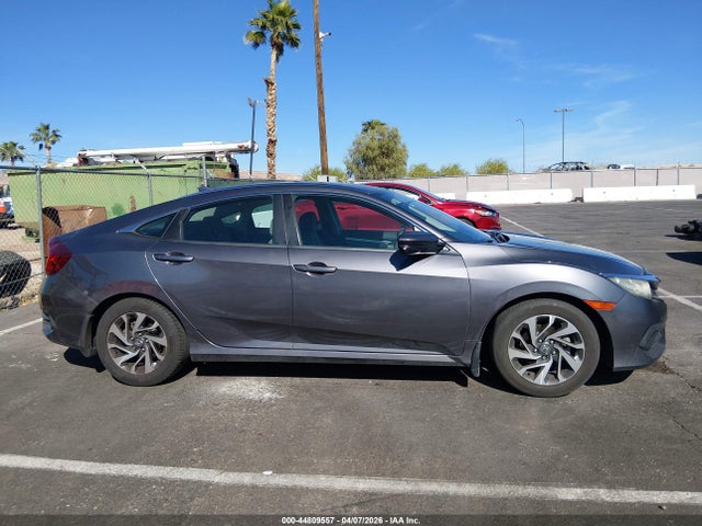 Honda CIVIC EX 2018 2HGFC2F70JH500871 Image 13