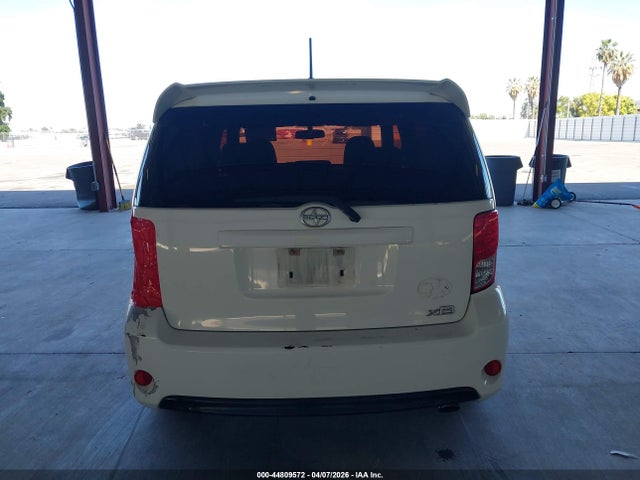 JTLZE4FEXEJ049764 Scion XB