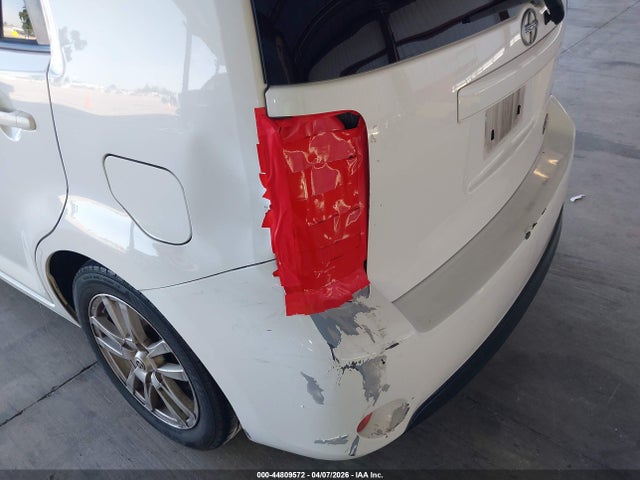 JTLZE4FEXEJ049764 Scion XB