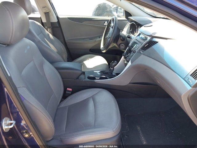 2011 HYUNDAI SONATA 5NPEB4AC0BH143438 Photo 4