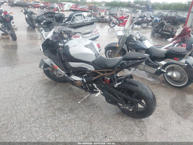 2021 BMW S 1000 WB10E2301M6D85306 Photo 2