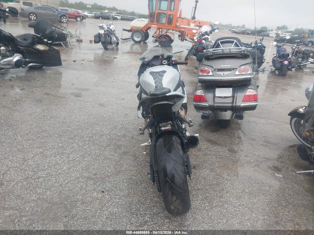 2021 BMW S 1000 WB10E2301M6D85306 Photo 5