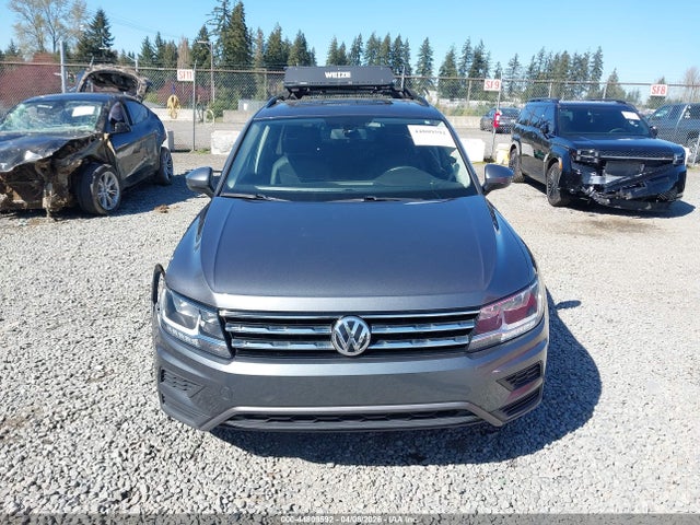 3VV3B7AX3MM133819 Volkswagen Tiguan 2.0t Se/2.0t Se R-line Black/2.0t Sel