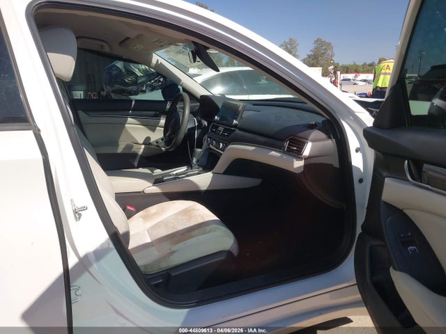 1HGCV1F12JA242984 Honda ACCORD LX