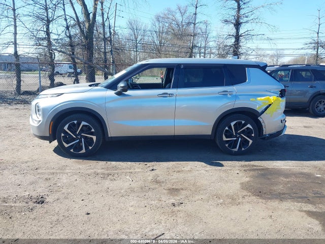 Aukcja sprzedaży 2022 Mitsubishi Outlander Black Edition 2wd/se 2.5 2wd/se Launch Edition 2wd, vin: JA4J3UA82NZ024675, numer aukcji: 44809679
