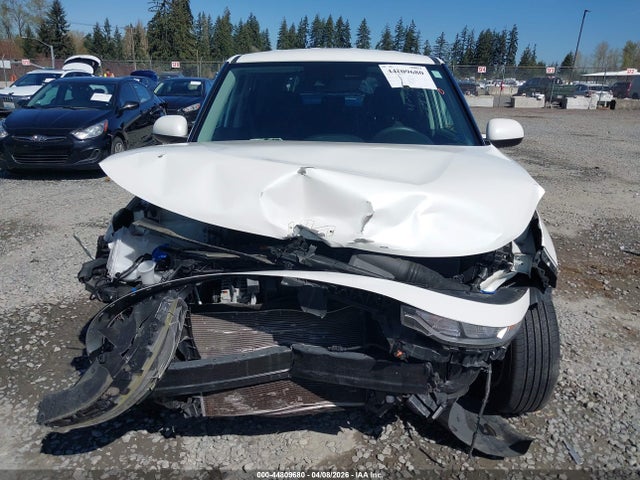KIA SOUL LX 2022 KNDJ23AU8N7823985 Image 13