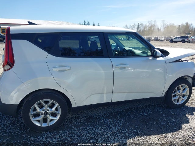 KIA SOUL LX 2022 KNDJ23AU8N7823985 Image 14
