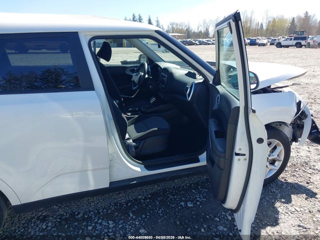 KIA SOUL LX 2022 KNDJ23AU8N7823985 Image 5