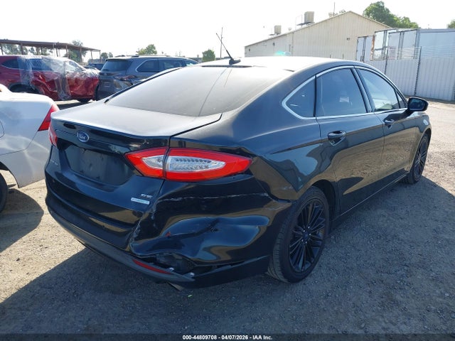 3FA6P0HD5ER306525 Ford FUSION SE
