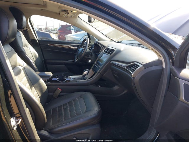 3FA6P0HD5ER306525 Ford FUSION SE